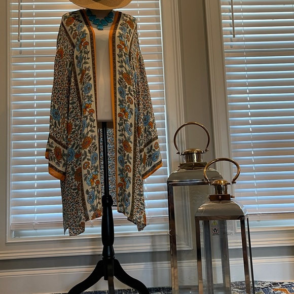 Beige multicolor Bohemian Flowing kimono floral long sleeve - Picture 14 of 16